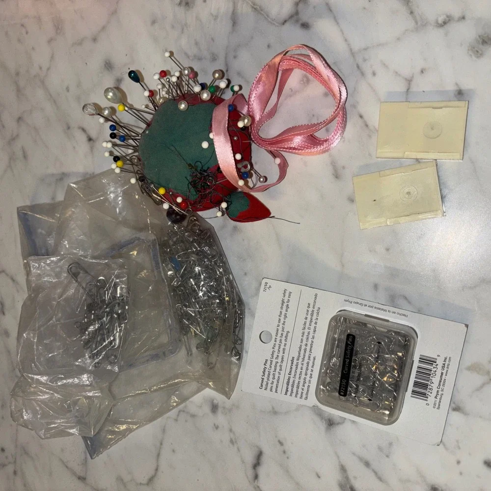 Dritz Curved Safety Pins Tomato Pincushion West German Sewing Machine Needle Lot